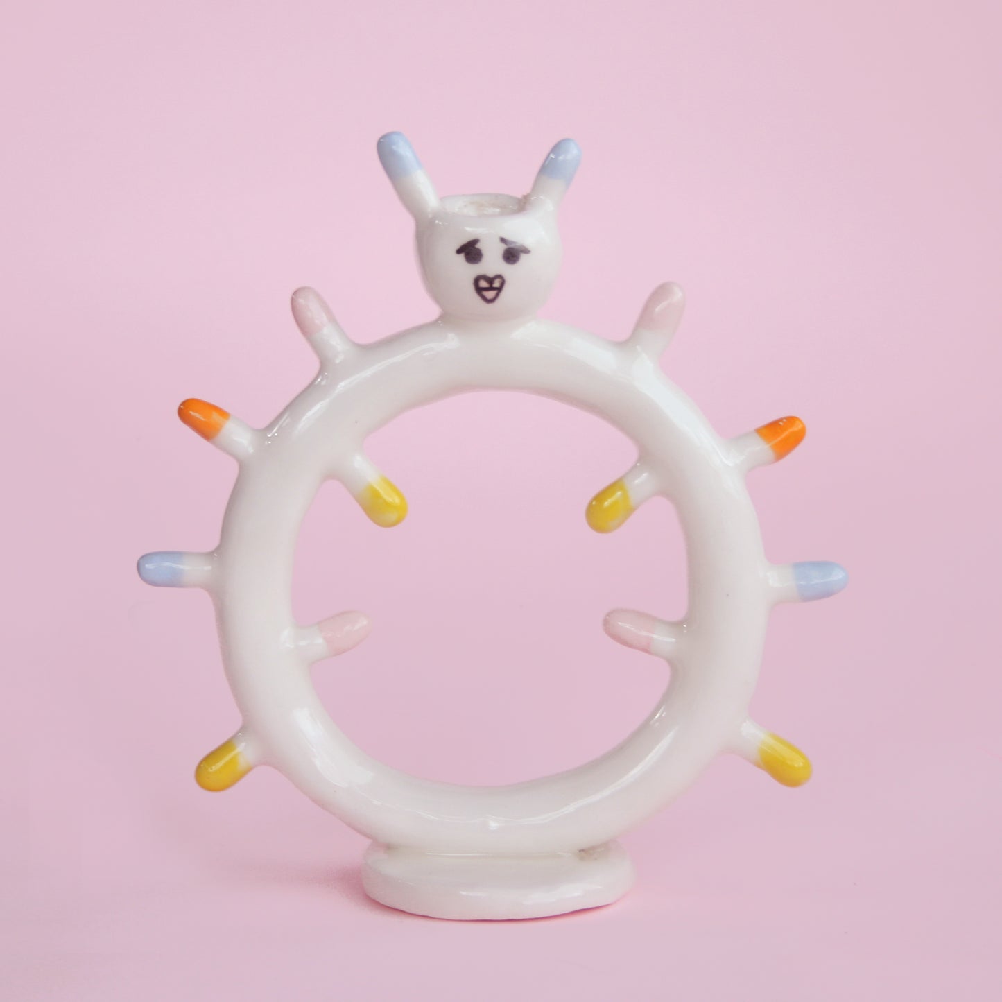 MAMUNA CANDLE HOLDER