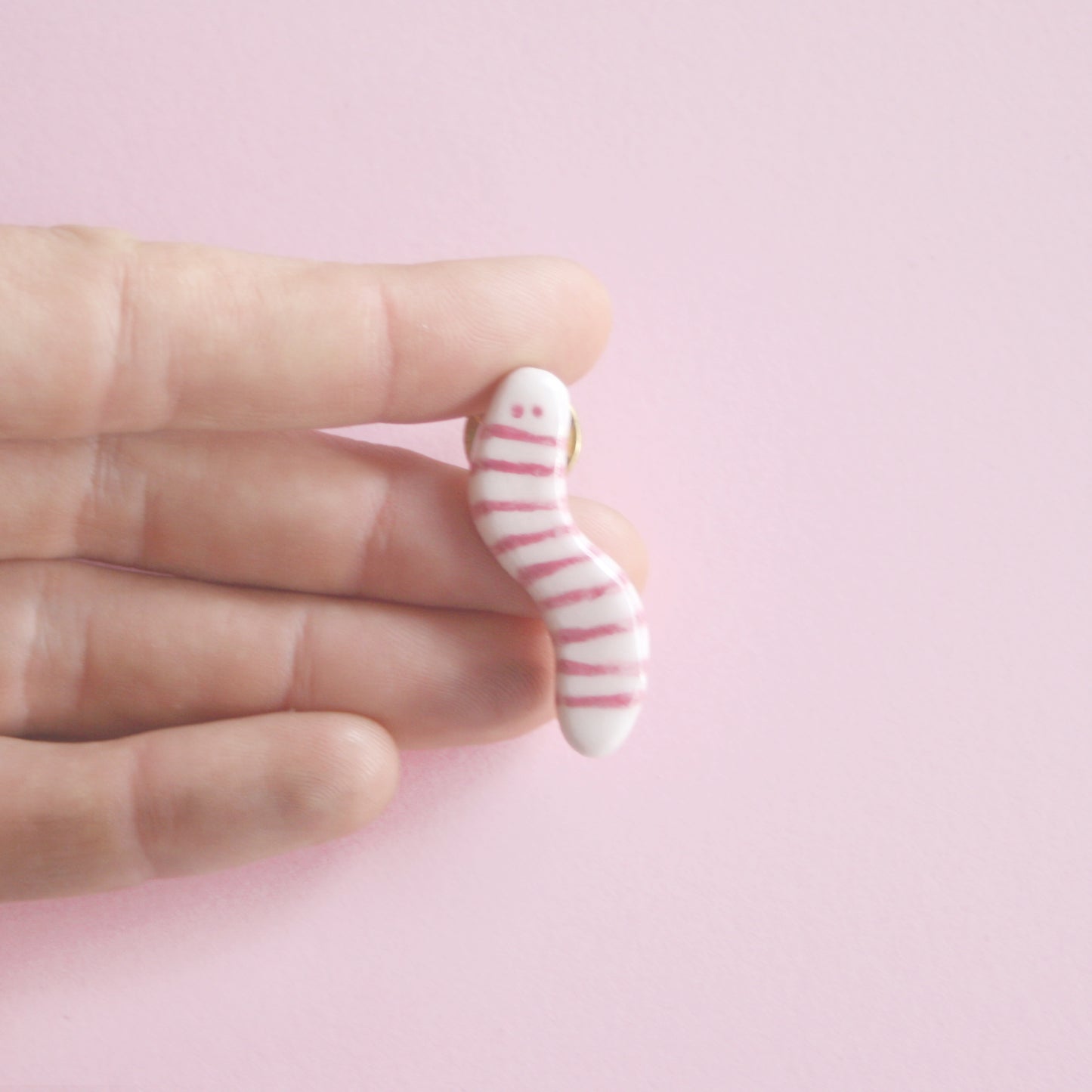 WORM PIN