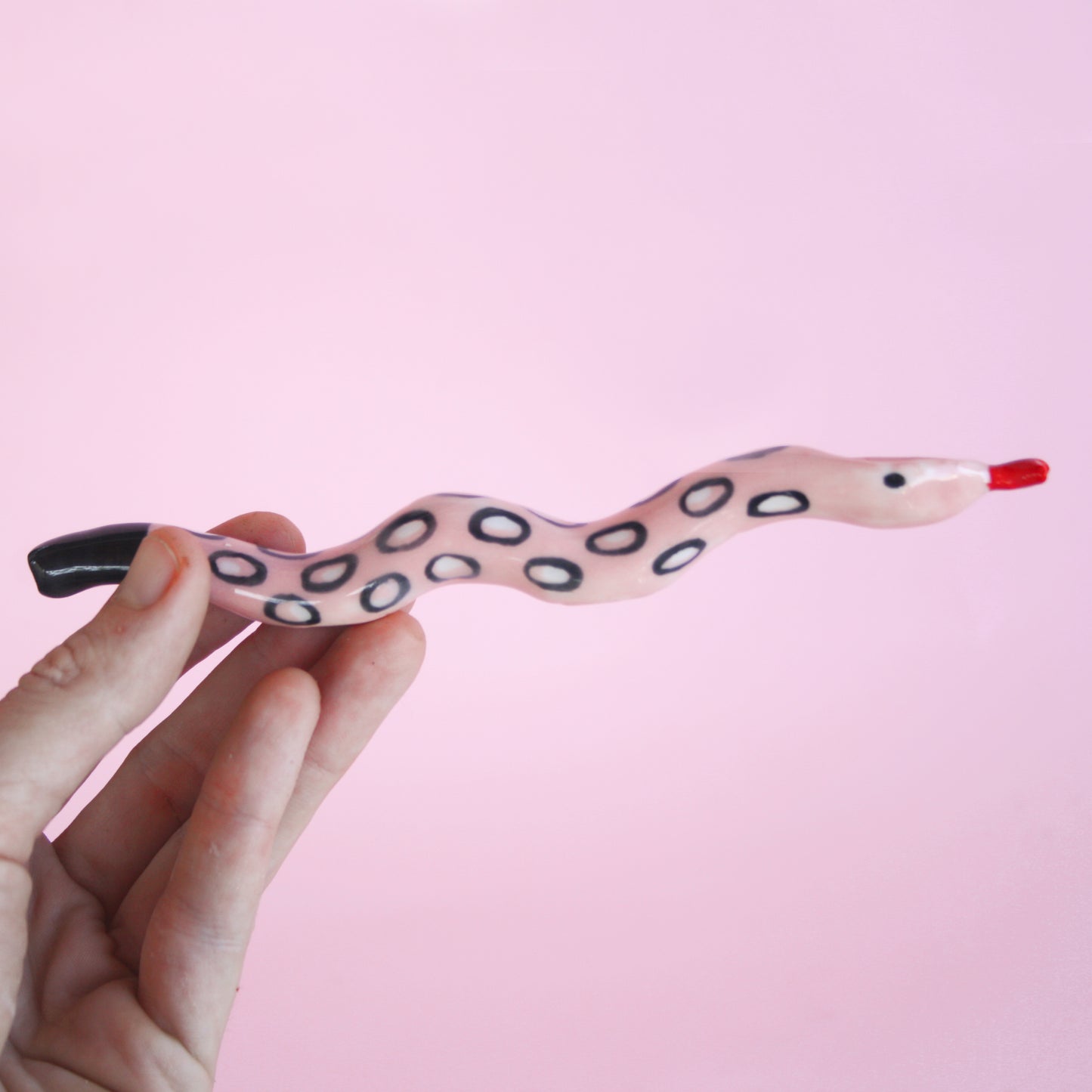 SNAKE PIPE WITH OVALS
