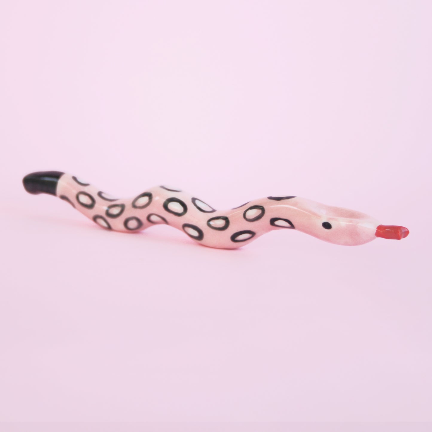 SNAKE PIPE WITH OVALS