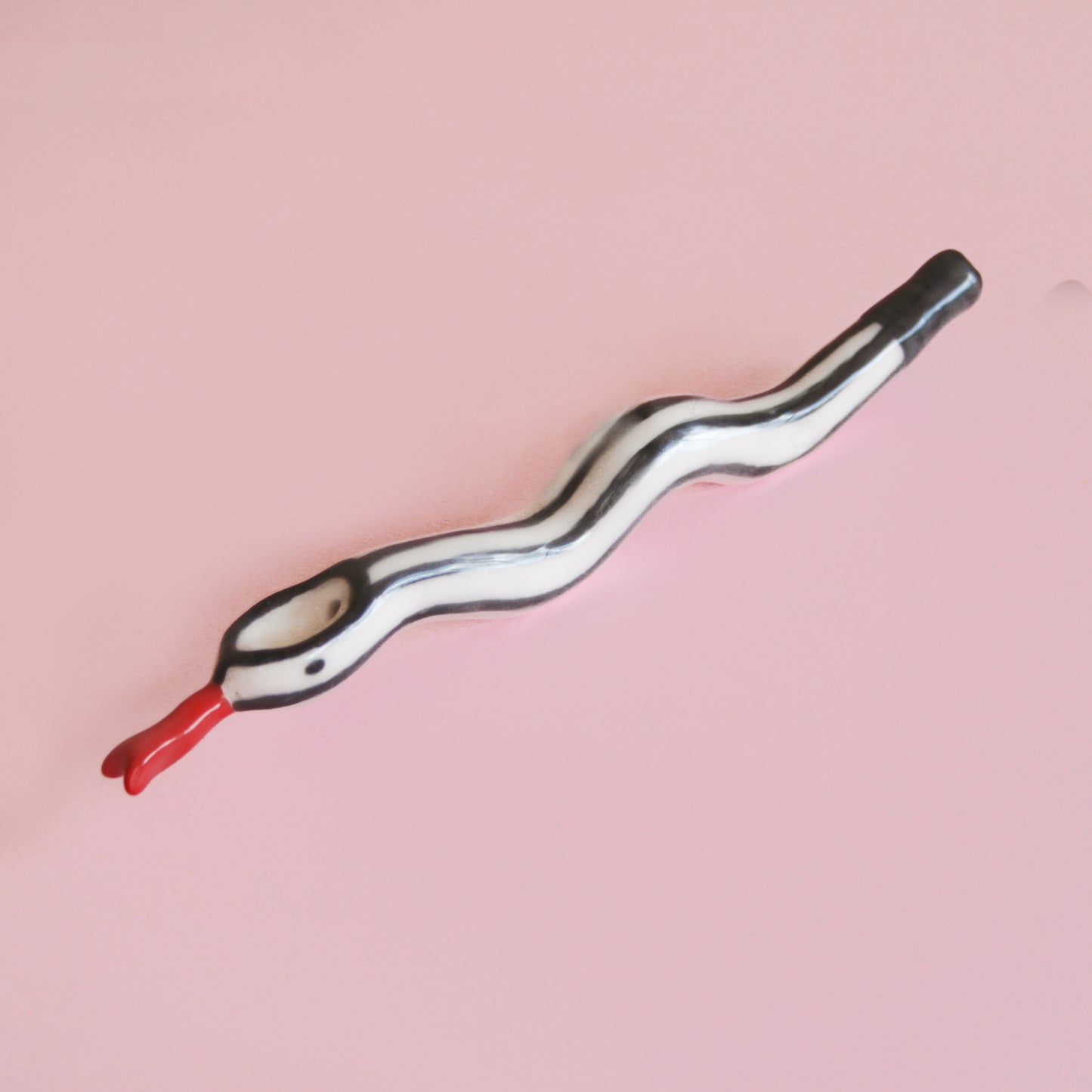 SNAKE PIPE WITH STRIPES