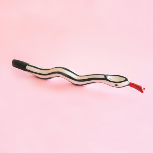 SNAKE PIPE WITH STRIPES