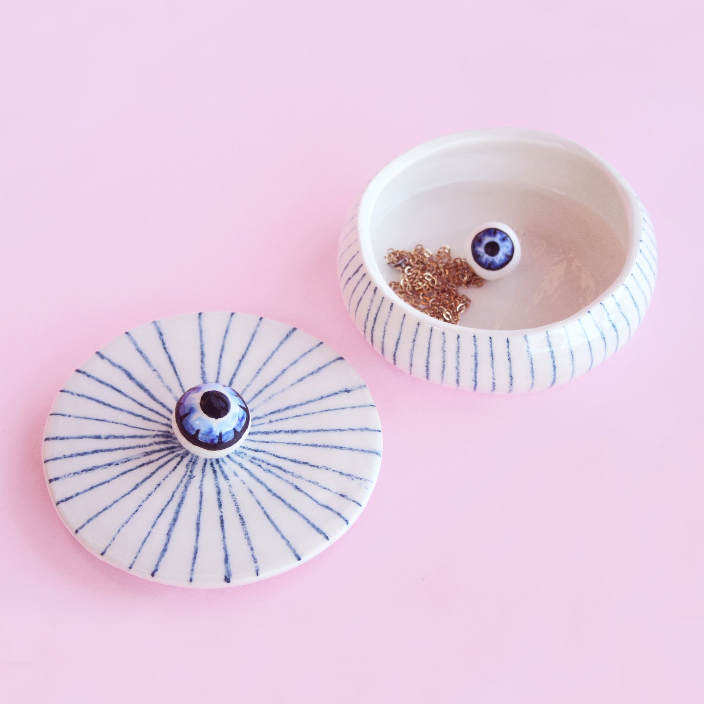 EYEBALL - CERAMIC TRINKET BOX