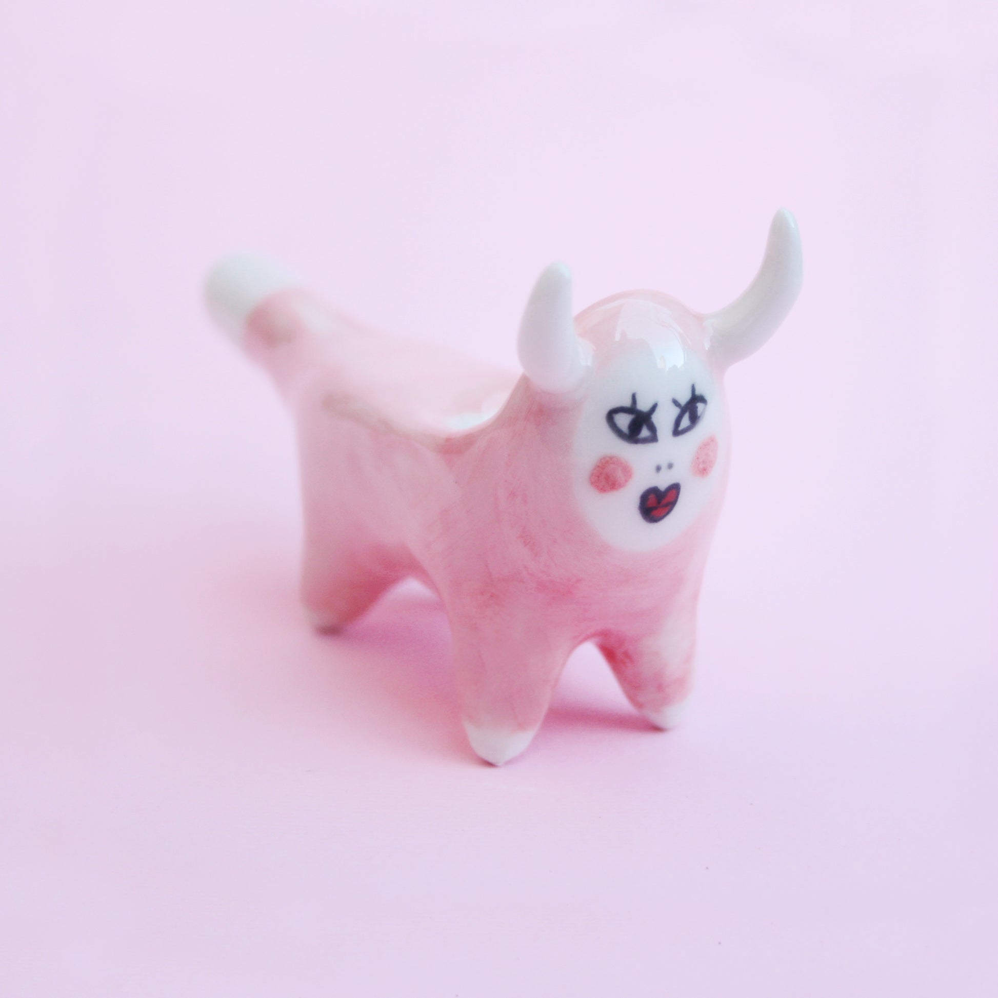 Ceramic bull smoking pipe pink