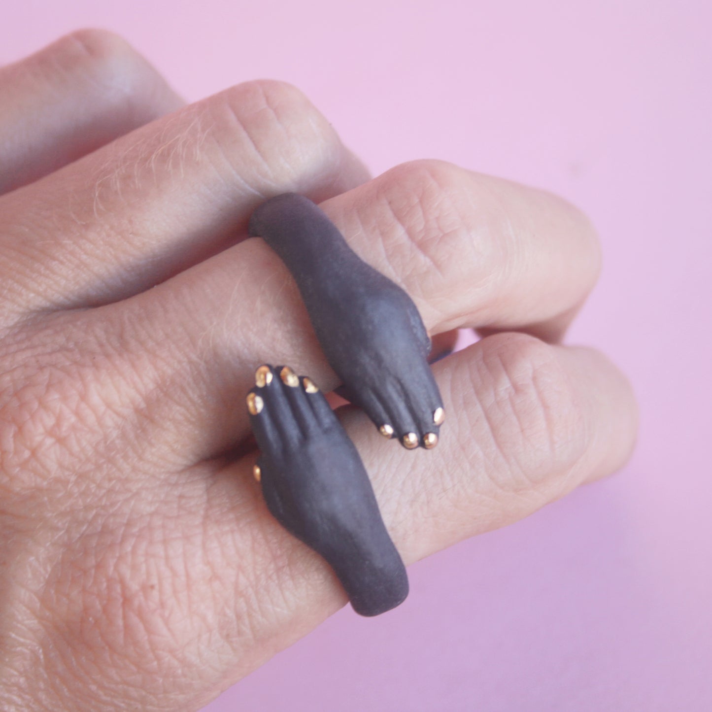 HAND - BLACK PORCELAIN RING