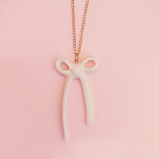 OVERSIZED BOW NECKLACE