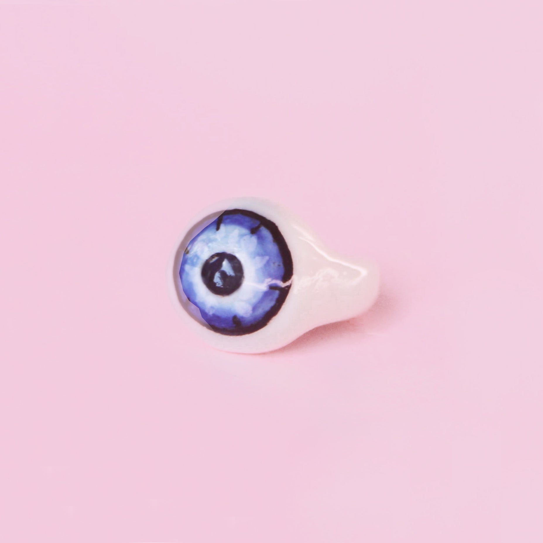 Porcelain ring Eyeball