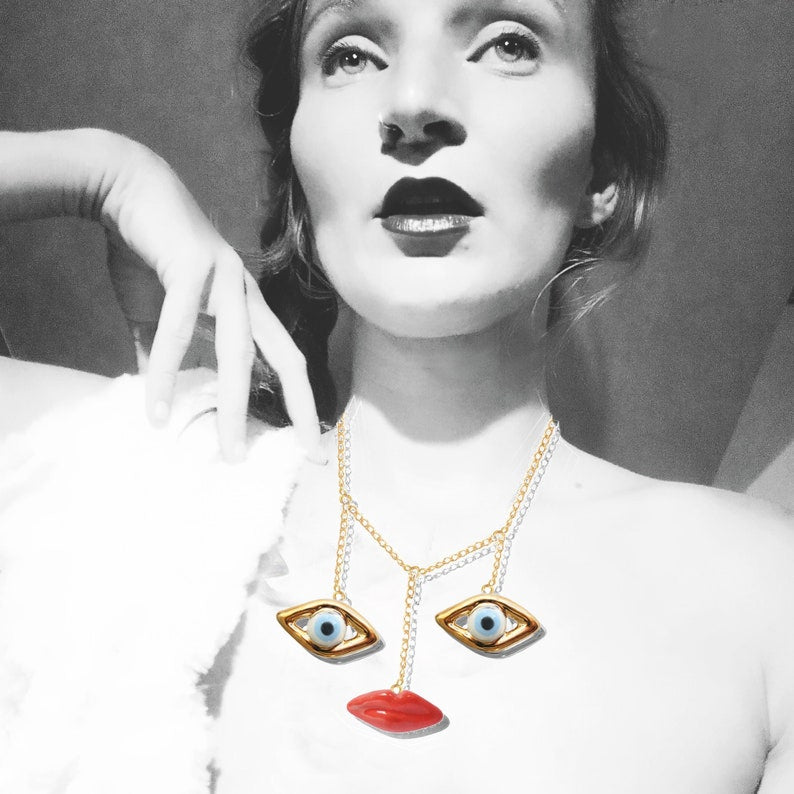 FACE NECKLACE