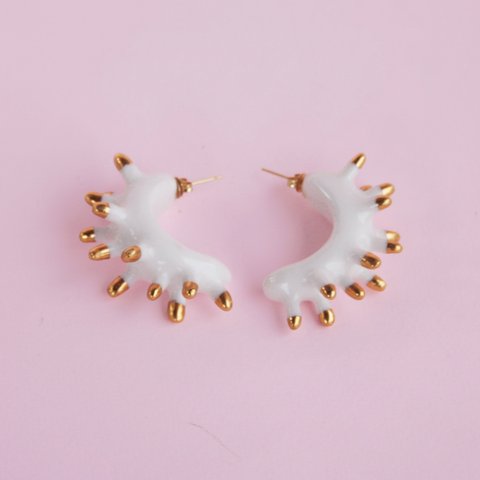 MAMUNA EARRINGS - WHITE AND GOLD