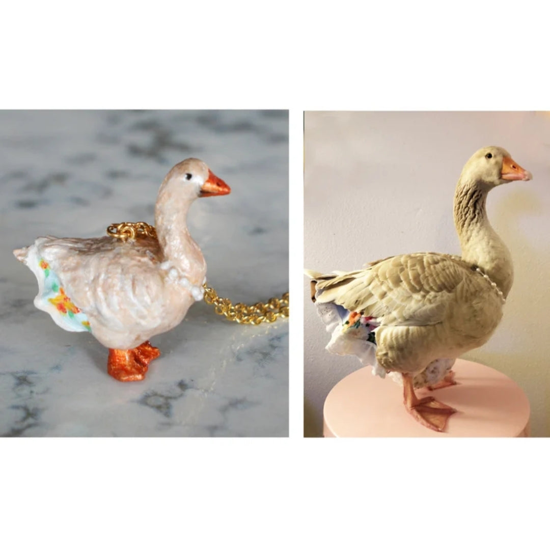 PET PORTRAIT NECKLACE / Custom Dog or Cat Pendat