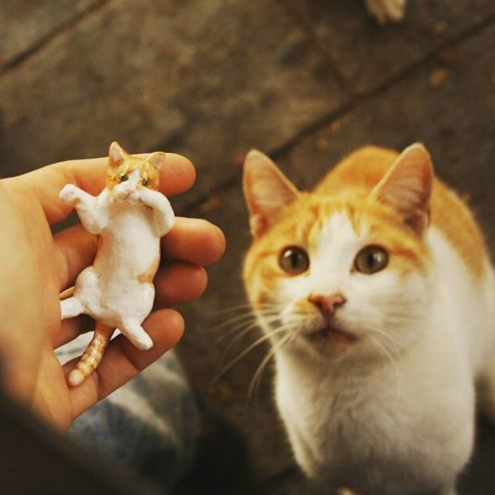 PET PORTRAIT NECKLACE / Custom Dog or Cat Pendat