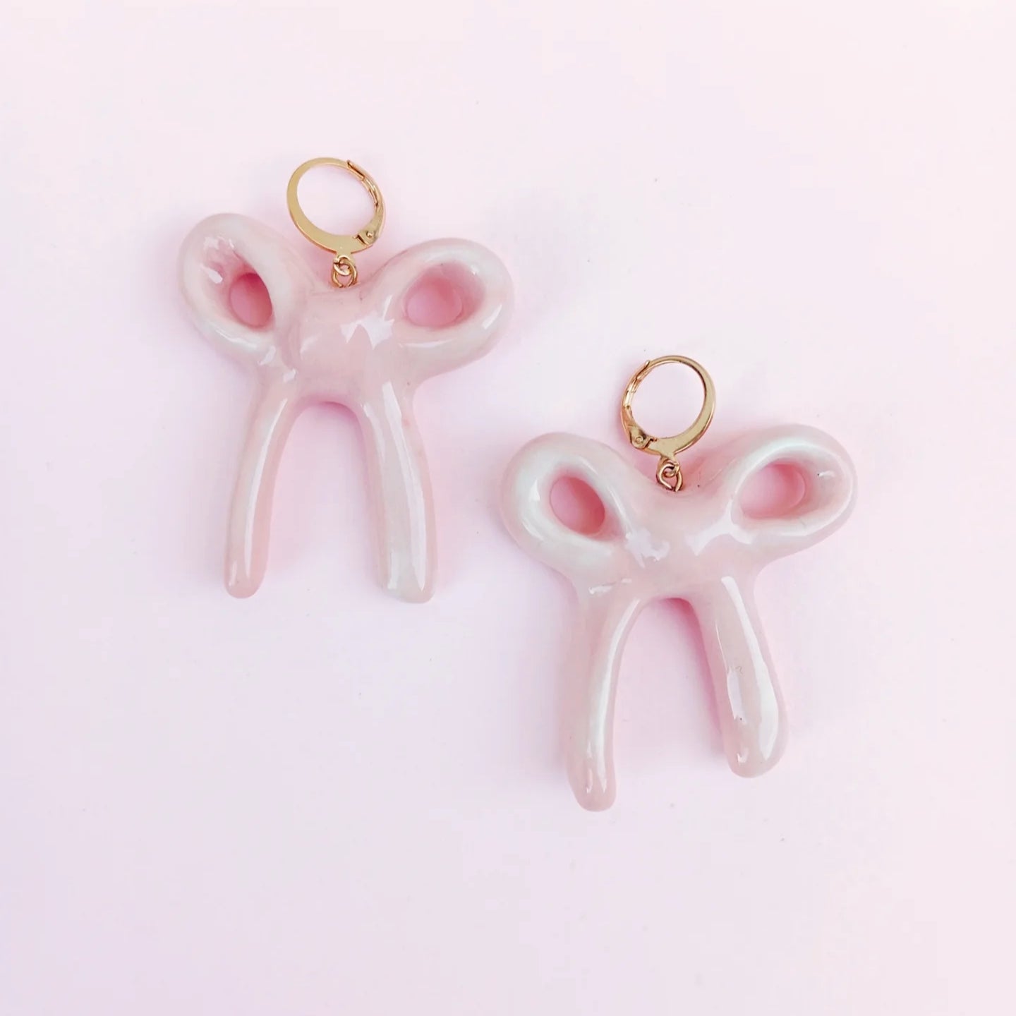 BOW EARRINGS