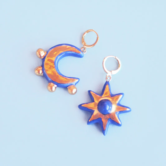 STAR AND MOON EARRINGS / BLUE